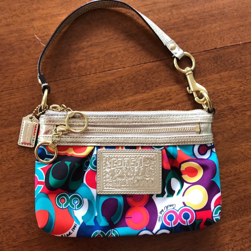 Small coach handbag gold tone hardware